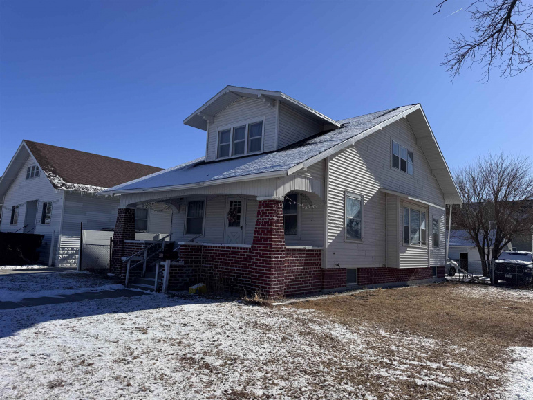 300 E 8th Street Lexington, Nebraska 68850, 4 Bedrooms Bedrooms, ,2 BathroomsBathrooms,Residential,For Sale,300 E 8th Street,20260119