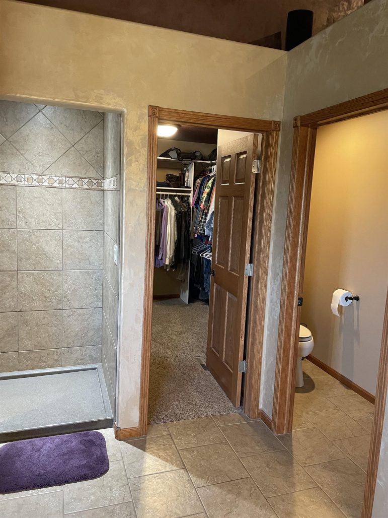 1804 Lifesong Circle Hastings, Nebraska 68901-0000, 5 Bedrooms Bedrooms, ,5 BathroomsBathrooms,Residential,For Sale,1804 Lifesong Circle,20260117