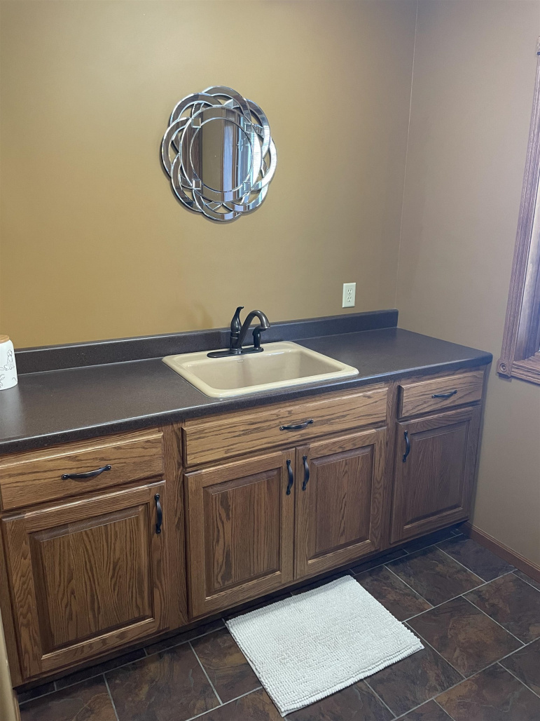 1804 Lifesong Circle Hastings, Nebraska 68901-0000, 5 Bedrooms Bedrooms, ,5 BathroomsBathrooms,Residential,For Sale,1804 Lifesong Circle,20260117