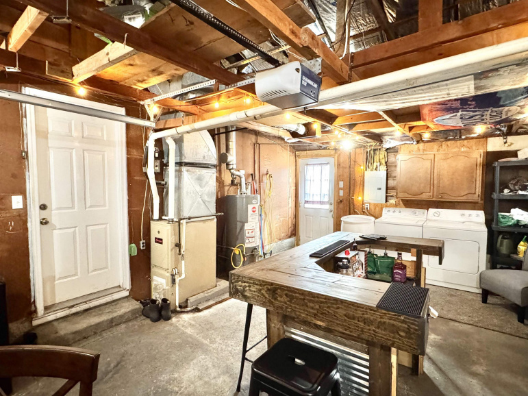 811 N Briggs Avenue Hastings, Nebraska 68901, 2 Bedrooms Bedrooms, ,1 BathroomBathrooms,Residential,For Sale,811 N Briggs Avenue,20260148