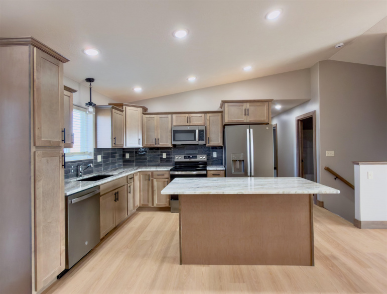 2302 E 41st Street Kearney, Nebraska 68847, 2 Bedrooms Bedrooms, ,2 BathroomsBathrooms,Residential,For Sale,2302 E 41st Street,20260155