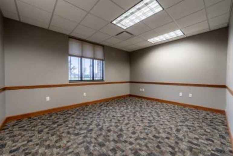 2203 Osborne Drive West Hastings, Nebraska 68956, ,Commercial/industrial,For Sale,2203 Osborne Drive West,20260157