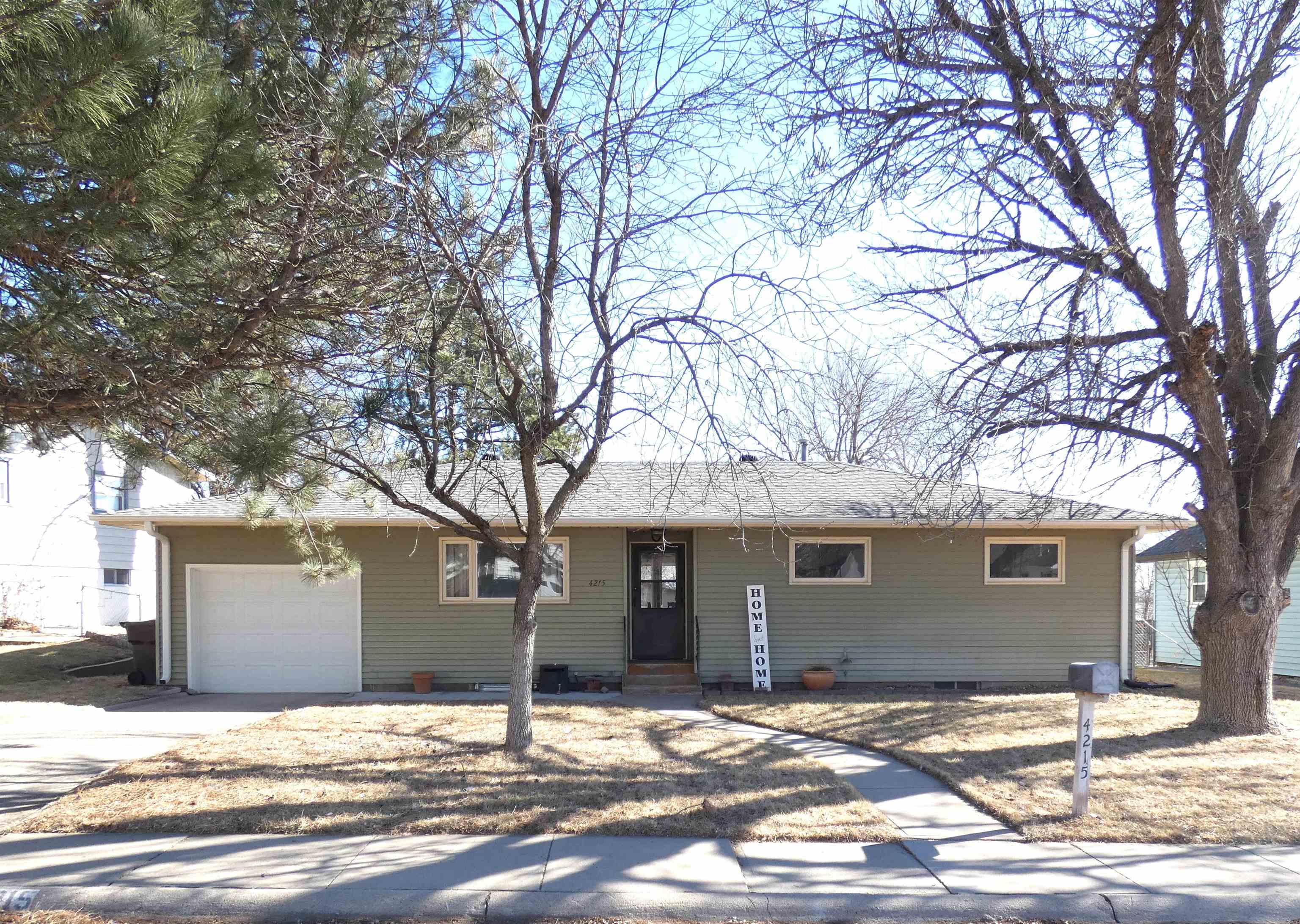 4215 Indian Road Kearney, Nebraska 68847, 4 Bedrooms Bedrooms, ,3 BathroomsBathrooms,Residential,For Sale,4215 Indian Road,20260159
