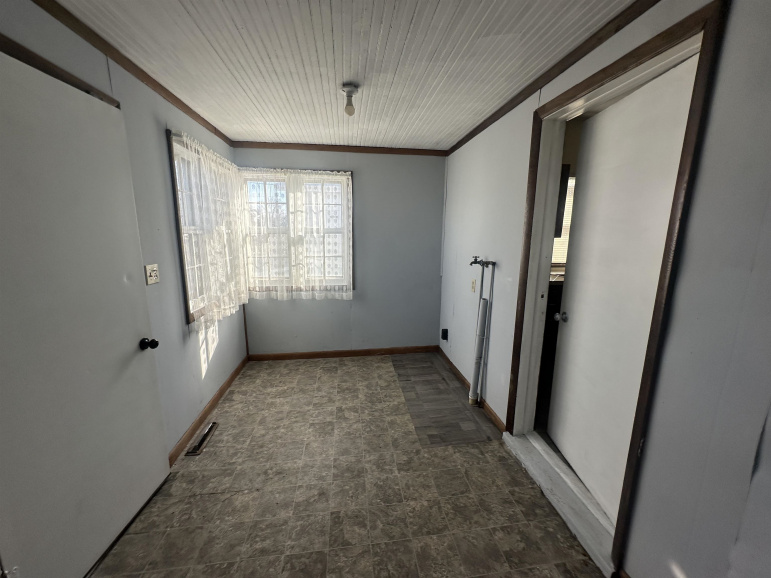 953 K Street Loup City, Nebraska 68853, 3 Bedrooms Bedrooms, ,2 BathroomsBathrooms,Residential,For Sale,953 K Street,20260162