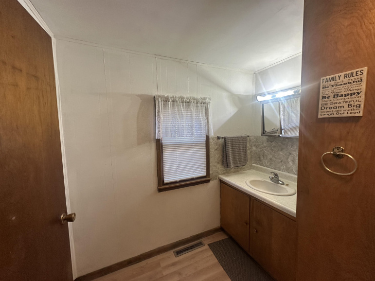 953 K Street Loup City, Nebraska 68853, 3 Bedrooms Bedrooms, ,2 BathroomsBathrooms,Residential,For Sale,953 K Street,20260162