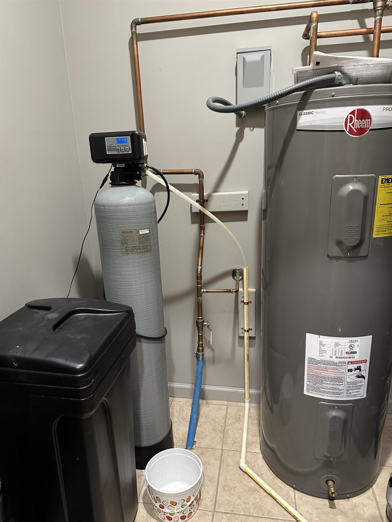 527 & 529 E 2nd Street Shelton, Nebraska 68876, ,Multi-family,For Sale,527 & 529 E 2nd Street,20260173