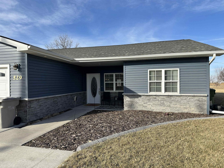 527 & 529 E 2nd Street Shelton, Nebraska 68876, ,Multi-family,For Sale,527 & 529 E 2nd Street,20260173