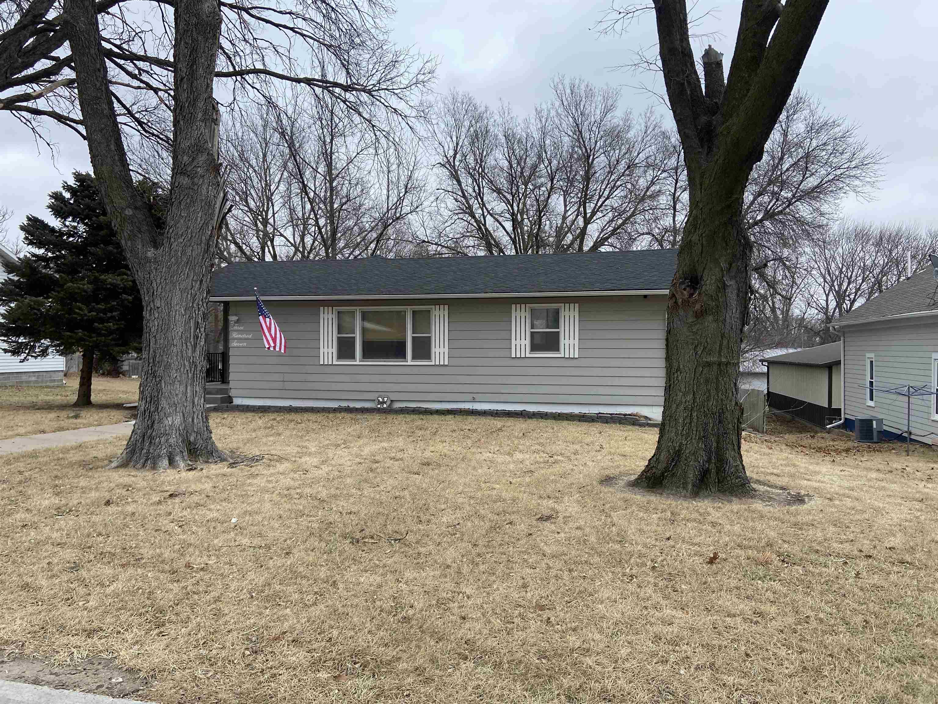 307 Kufus Avenue Ravenna, Nebraska 68869-1322, 3 Bedrooms Bedrooms, ,2 BathroomsBathrooms,Residential,For Sale,307 Kufus Avenue,20260165