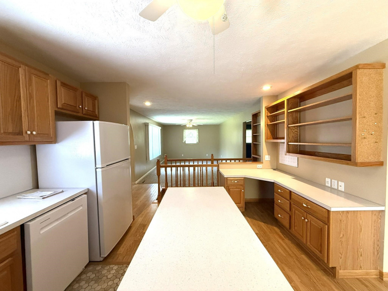 10015 17th Avenue Kearney, Nebraska 68845, 3 Bedrooms Bedrooms, ,3 BathroomsBathrooms,Residential,For Sale,10015 17th Avenue,20250990