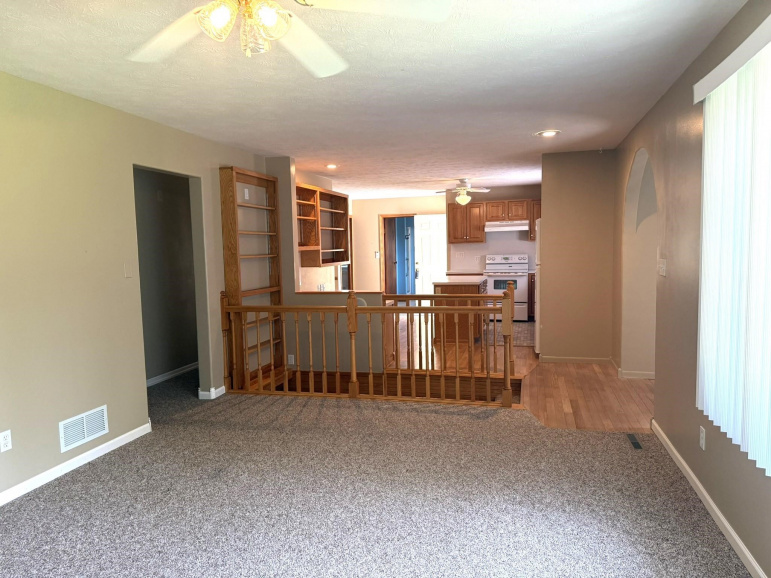 10015 17th Avenue Kearney, Nebraska 68845, 3 Bedrooms Bedrooms, ,3 BathroomsBathrooms,Residential,For Sale,10015 17th Avenue,20250990