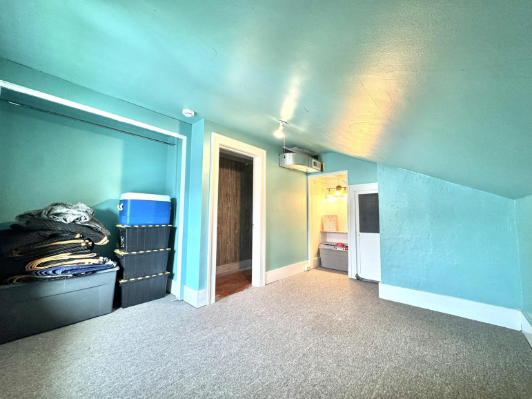 816 Garfield Street Holdrege, Nebraska 68949, 4 Bedrooms Bedrooms, ,2 BathroomsBathrooms,Residential,For Sale,816 Garfield Street,20251116