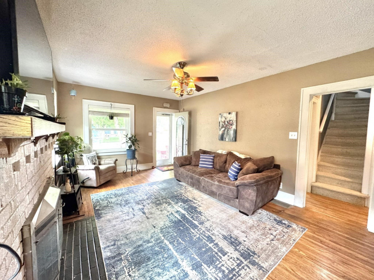 816 Garfield Street Holdrege, Nebraska 68949, 4 Bedrooms Bedrooms, ,2 BathroomsBathrooms,Residential,For Sale,816 Garfield Street,20251116