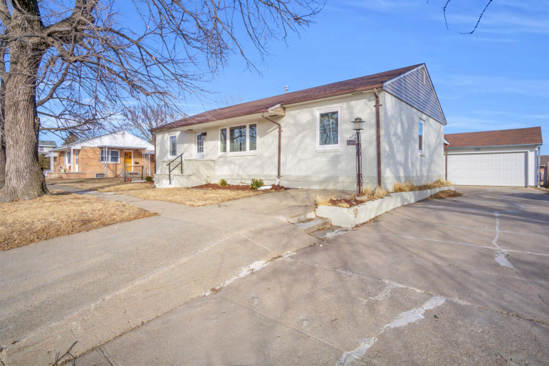 730 N 6th Avenue Broken Bow, Nebraska 68822, 2 Bedrooms Bedrooms, ,2 BathroomsBathrooms,Residential,For Sale,730 N 6th Avenue,20260211