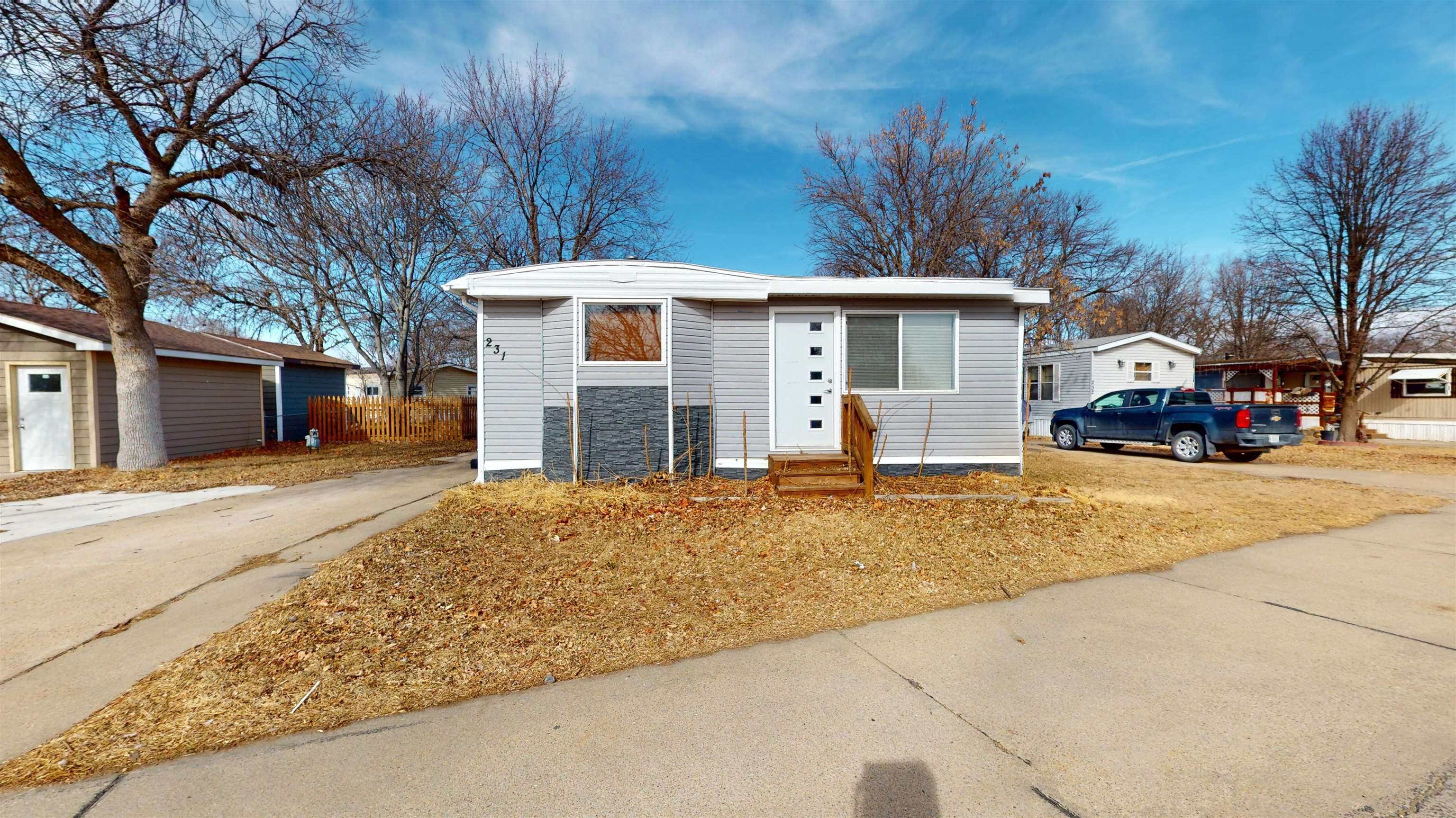 231 E Lawn Court Kearney, Nebraska 68847, 3 Bedrooms Bedrooms, ,2 BathroomsBathrooms,Residential,For Sale,231 E Lawn Court,20260221