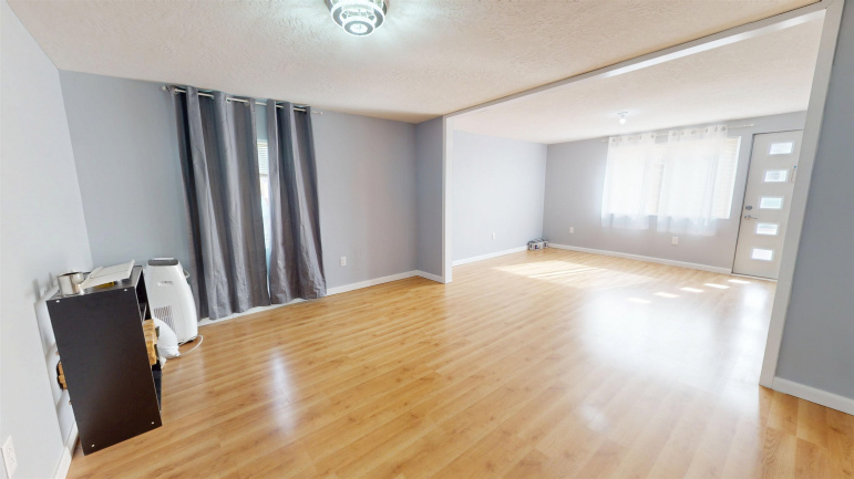 231 E Lawn Court Kearney, Nebraska 68847, 3 Bedrooms Bedrooms, ,2 BathroomsBathrooms,Residential,For Sale,231 E Lawn Court,20260221