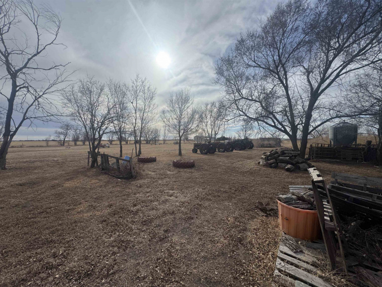 301 S C Street Overton, Nebraska 68863, 3 Bedrooms Bedrooms, ,2 BathroomsBathrooms,Residential,For Sale,301 S C Street,20260226