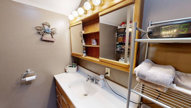 301 S C Street Overton, Nebraska 68863, 3 Bedrooms Bedrooms, ,2 BathroomsBathrooms,Residential,For Sale,301 S C Street,20260226