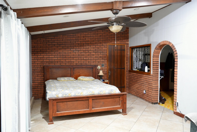 73803 Highway 183 Holdrege, Nebraska 68949, 6 Bedrooms Bedrooms, ,2 BathroomsBathrooms,Residential,For Sale,73803 Highway 183,20251467