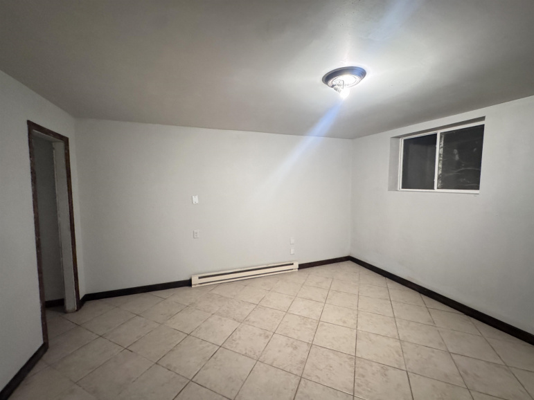 73803 Highway 183 Holdrege, Nebraska 68949, 6 Bedrooms Bedrooms, ,2 BathroomsBathrooms,Residential,For Sale,73803 Highway 183,20251467