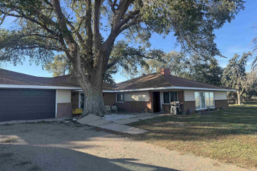 73803 Highway 183 Holdrege, Nebraska 68949, 6 Bedrooms Bedrooms, ,2 BathroomsBathrooms,Residential,For Sale,73803 Highway 183,20251467