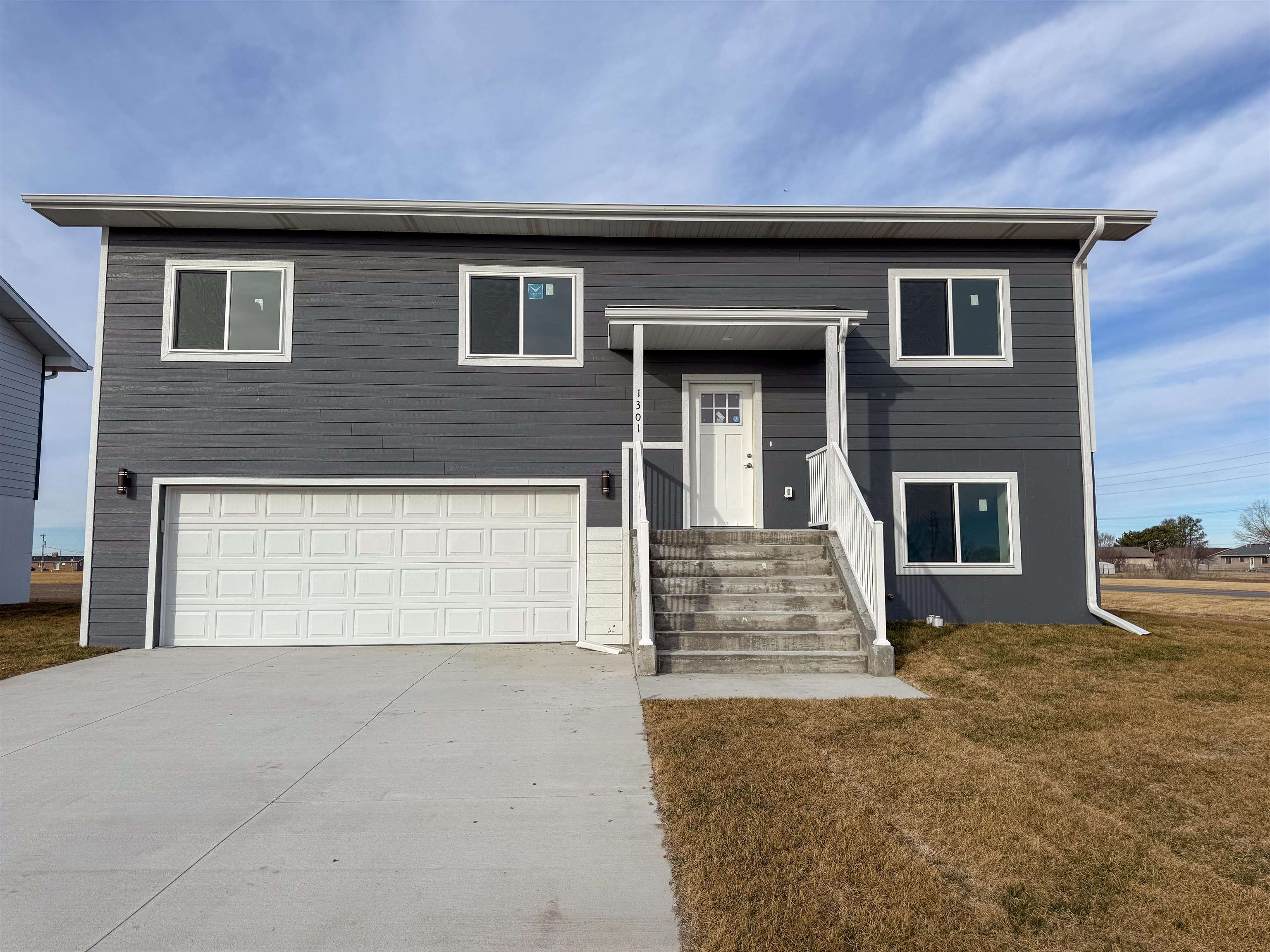 1301 S Harrison Street Lexington, Nebraska 68850, 3 Bedrooms Bedrooms, ,2 BathroomsBathrooms,Residential,For Sale,1301 S Harrison Street,20260229