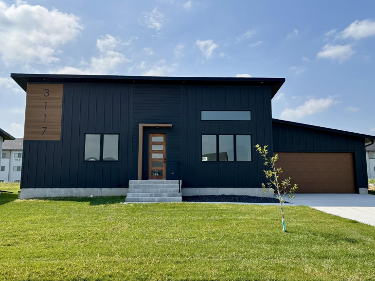 3117 Frahm Lane Hastings, Nebraska 68901, 4 Bedrooms Bedrooms, ,3 BathroomsBathrooms,Residential,For Sale,3117 Frahm Lane,20251063