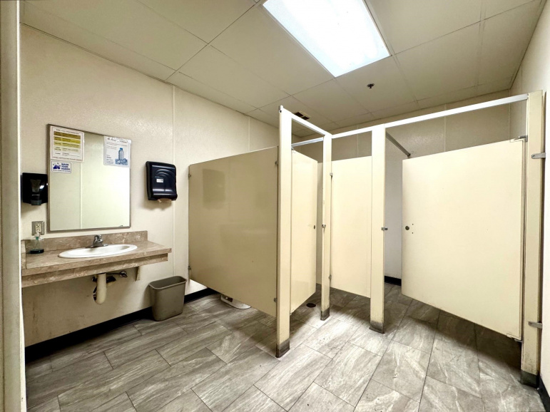 3521 Antelope Avenue Kearney, Nebraska 68847-3878, ,Commercial/industrial,For Sale,3521 Antelope Avenue,20260236