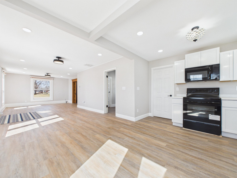 310 16th Avenue Franklin, Nebraska 68939, 3 Bedrooms Bedrooms, ,1 BathroomBathrooms,Residential,For Sale,310 16th Avenue,20251605