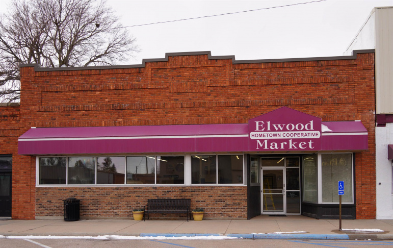 304 Smith Avenue Elwood, Nebraska 68937-0000, ,Commercial/industrial,For Sale,304 Smith Avenue,20260237