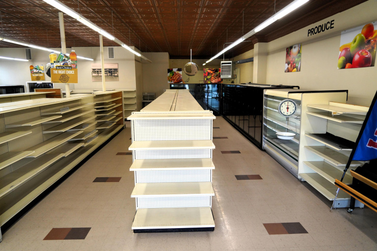 304 Smith Avenue Elwood, Nebraska 68937-0000, ,Commercial/industrial,For Sale,304 Smith Avenue,20260237