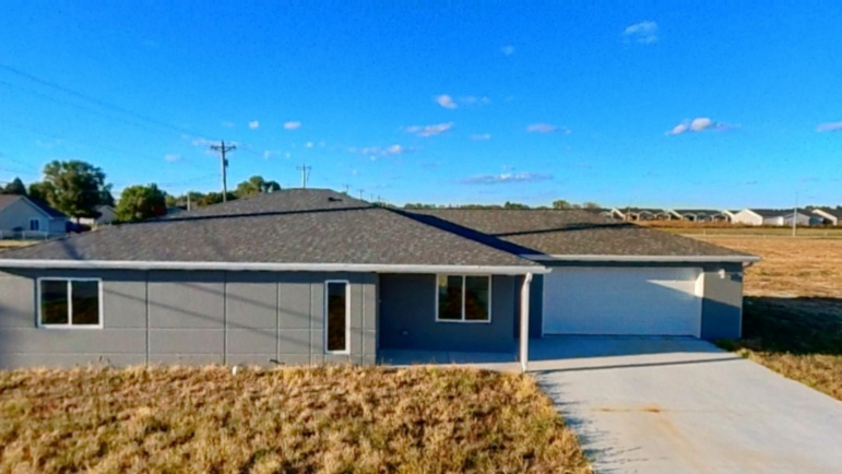 1001 E 4th Street Lexington, Nebraska 68850, 3 Bedrooms Bedrooms, ,2 BathroomsBathrooms,Residential,For Sale,1001 E 4th Street,20260245