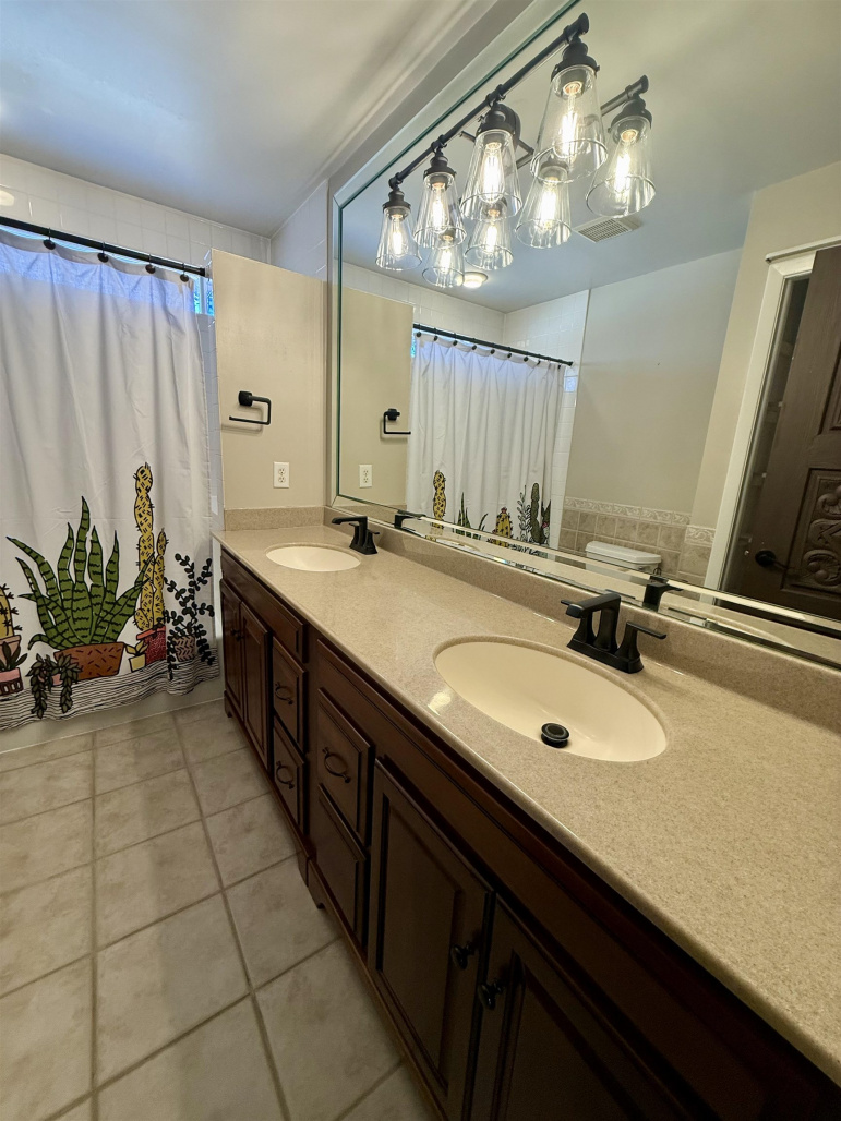 1741 Highland Drive Hastings, Nebraska 68901, 4 Bedrooms Bedrooms, ,4 BathroomsBathrooms,Residential,For Sale,1741 Highland Drive,20260241