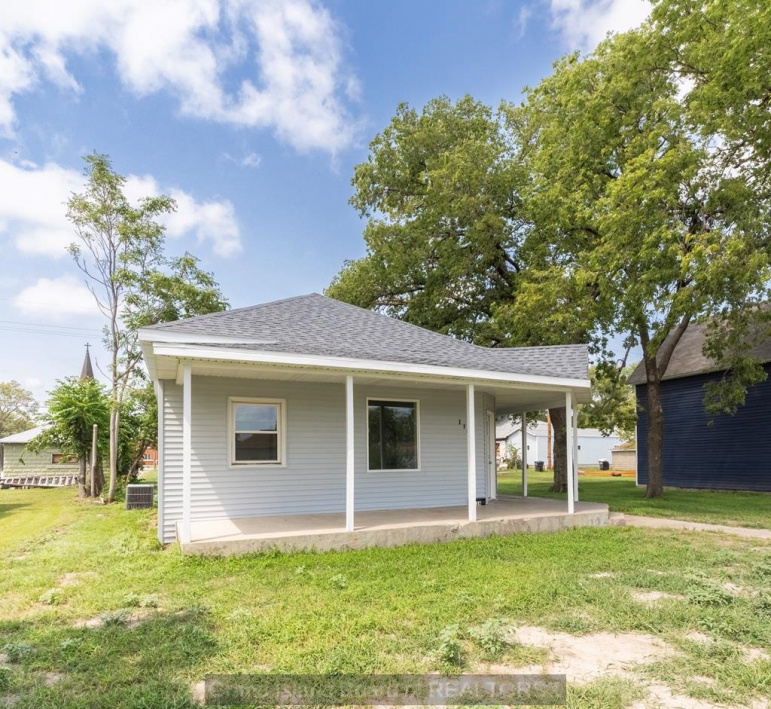 116 6th Street Grand Island, Nebraska 68801, 3 Bedrooms Bedrooms, ,1 BathroomBathrooms,Residential,For Sale,116 6th Street,20260248