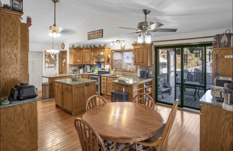 4611 N Regency Kearney, Nebraska 68847, 4 Bedrooms Bedrooms, ,3 BathroomsBathrooms,Residential,For Sale,4611 N Regency,20260246