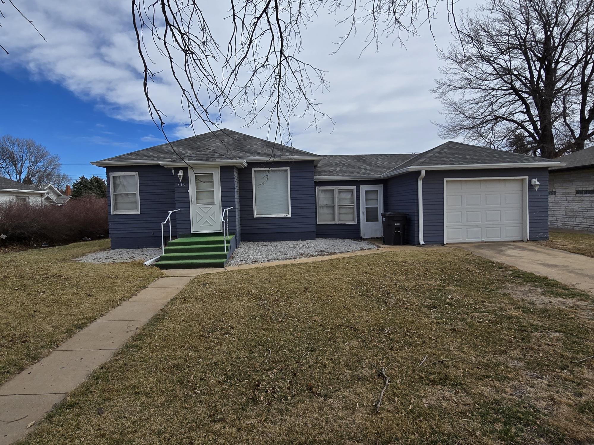 330 Broad Street Campbell, Nebraska 68932, 2 Bedrooms Bedrooms, ,1 BathroomBathrooms,Residential,For Sale,330 Broad Street,20260256