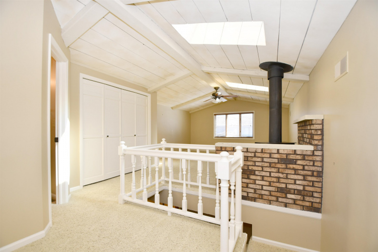 3202 20th Avenue Kearney, Nebraska 68845, 5 Bedrooms Bedrooms, ,5 BathroomsBathrooms,Residential,For Sale,3202 20th Avenue,20260253