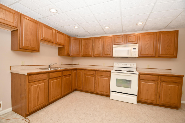 3202 20th Avenue Kearney, Nebraska 68845, 5 Bedrooms Bedrooms, ,5 BathroomsBathrooms,Residential,For Sale,3202 20th Avenue,20260253