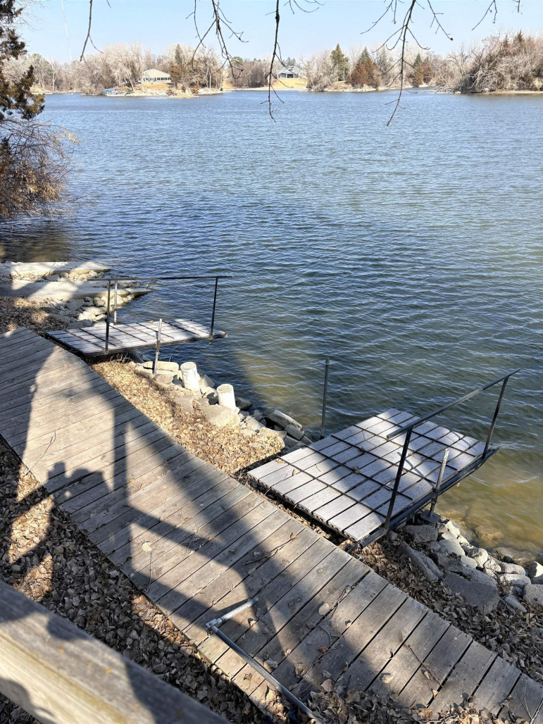 4 W Plum Creek Canyon Uebele Johnson Lake, Nebraska 68937, 3 Bedrooms Bedrooms, ,1 BathroomBathrooms,Residential,For Sale,4 W Plum Creek Canyon Uebele,20260270