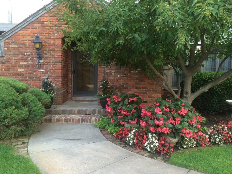 401 Lochland Road Hastings, Nebraska 68901, 5 Bedrooms Bedrooms, ,5 BathroomsBathrooms,Residential,For Sale,401 Lochland Road,20260273