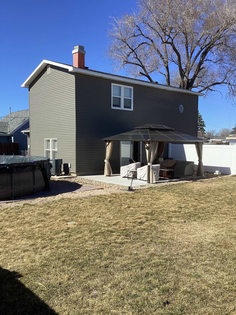 709 W 14th Street Cozad, Nebraska 69130, 3 Bedrooms Bedrooms, ,2 BathroomsBathrooms,Residential,For Sale,709 W 14th Street,20260280