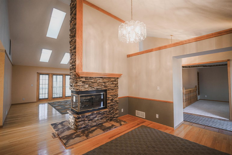 825 Madden Road Hastings, Nebraska 68901, 3 Bedrooms Bedrooms, ,4 BathroomsBathrooms,Residential,For Sale,825 Madden Road,20260278