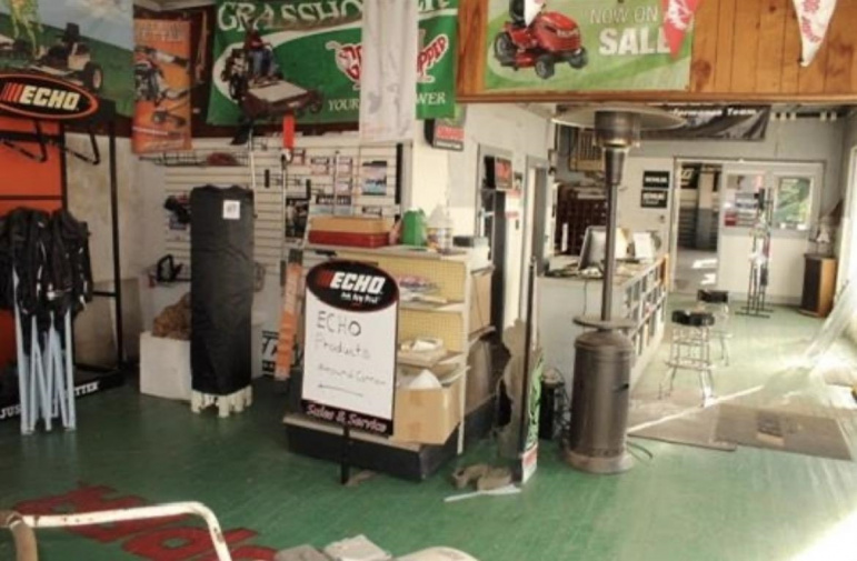 915 East Street Wood River, Nebraska 68883, ,Commercial/industrial,For Sale,915 East Street,20260287