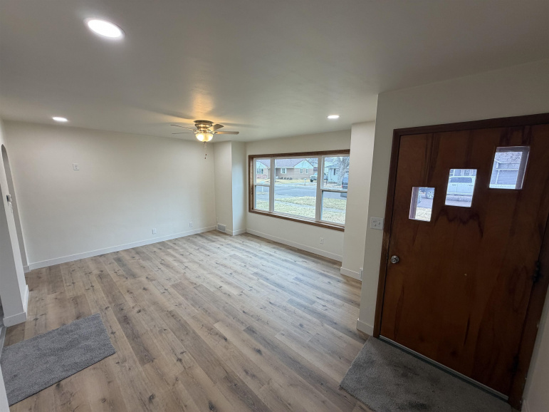 132 N hubbard Minden, Nebraska 68959, 2 Bedrooms Bedrooms, ,1 BathroomBathrooms,Residential,For Sale,132 N hubbard,20260288