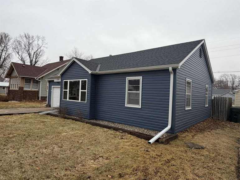 132 N hubbard Minden, Nebraska 68959, 2 Bedrooms Bedrooms, ,1 BathroomBathrooms,Residential,For Sale,132 N hubbard,20260288