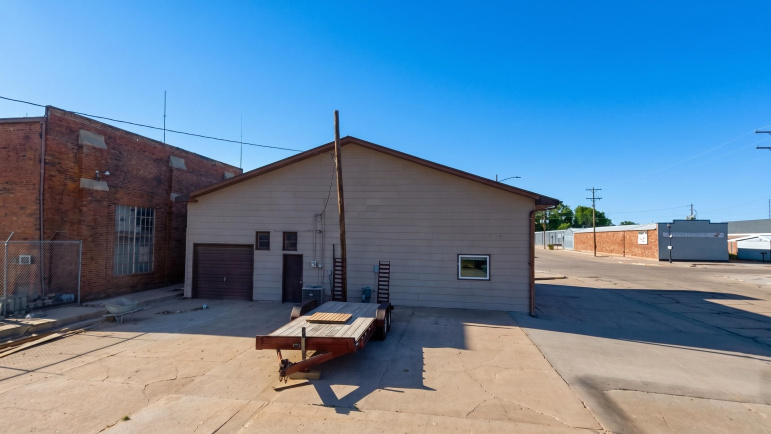201 W 8th Street Cozad, Nebraska 69130, ,Commercial/industrial,For Sale,201 W 8th Street,20260299