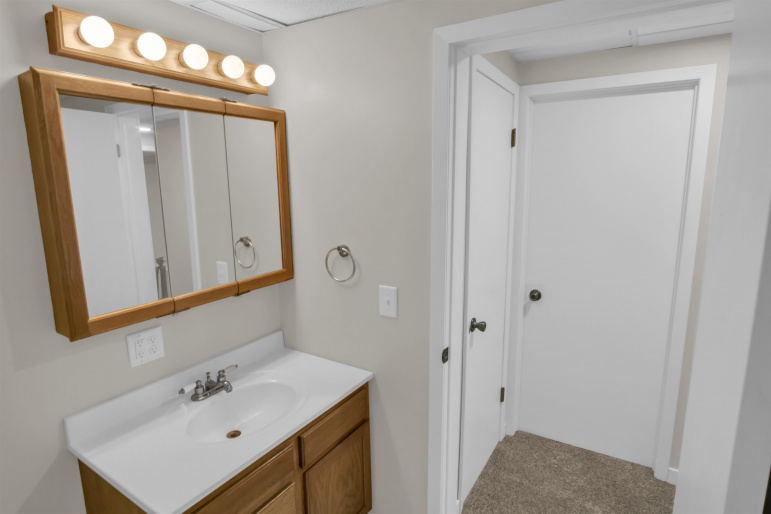 1915 W 40th Street Kearney, Nebraska 68845, 3 Bedrooms Bedrooms, ,3 BathroomsBathrooms,Residential,For Sale,1915 W 40th Street,20260313