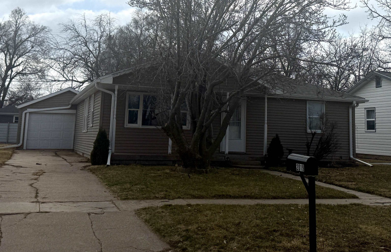 2019 W 9th Street Hastings, Nebraska 68901, 3 Bedrooms Bedrooms, ,1 BathroomBathrooms,Residential,For Sale,2019 W 9th Street,20260312