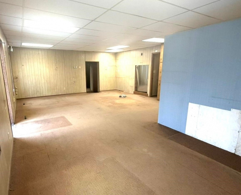 217 E 8th Street Cozad, Nebraska 69130, ,Commercial/industrial,For Sale,217 E 8th Street,20260319