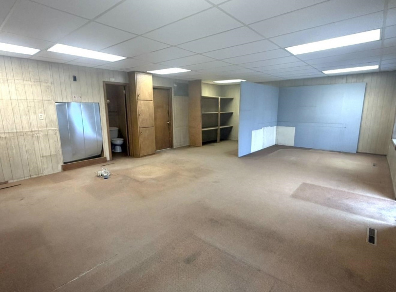 217 E 8th Street Cozad, Nebraska 69130, ,Commercial/industrial,For Sale,217 E 8th Street,20260319