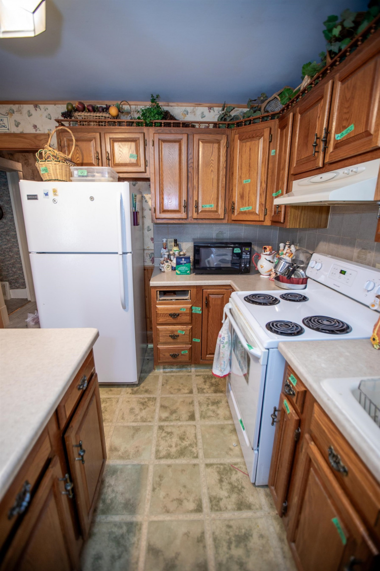 2117 W 13th Street Grand Island, Nebraska 68803, 6 Bedrooms Bedrooms, ,3 BathroomsBathrooms,Residential,For Sale,2117 W 13th Street,20260320